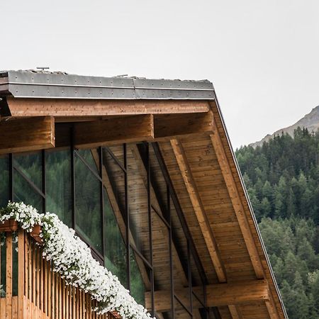 Grand Hotel Courmayeur Mont Blanc, By R Collection Hotels Eksteriør bilde