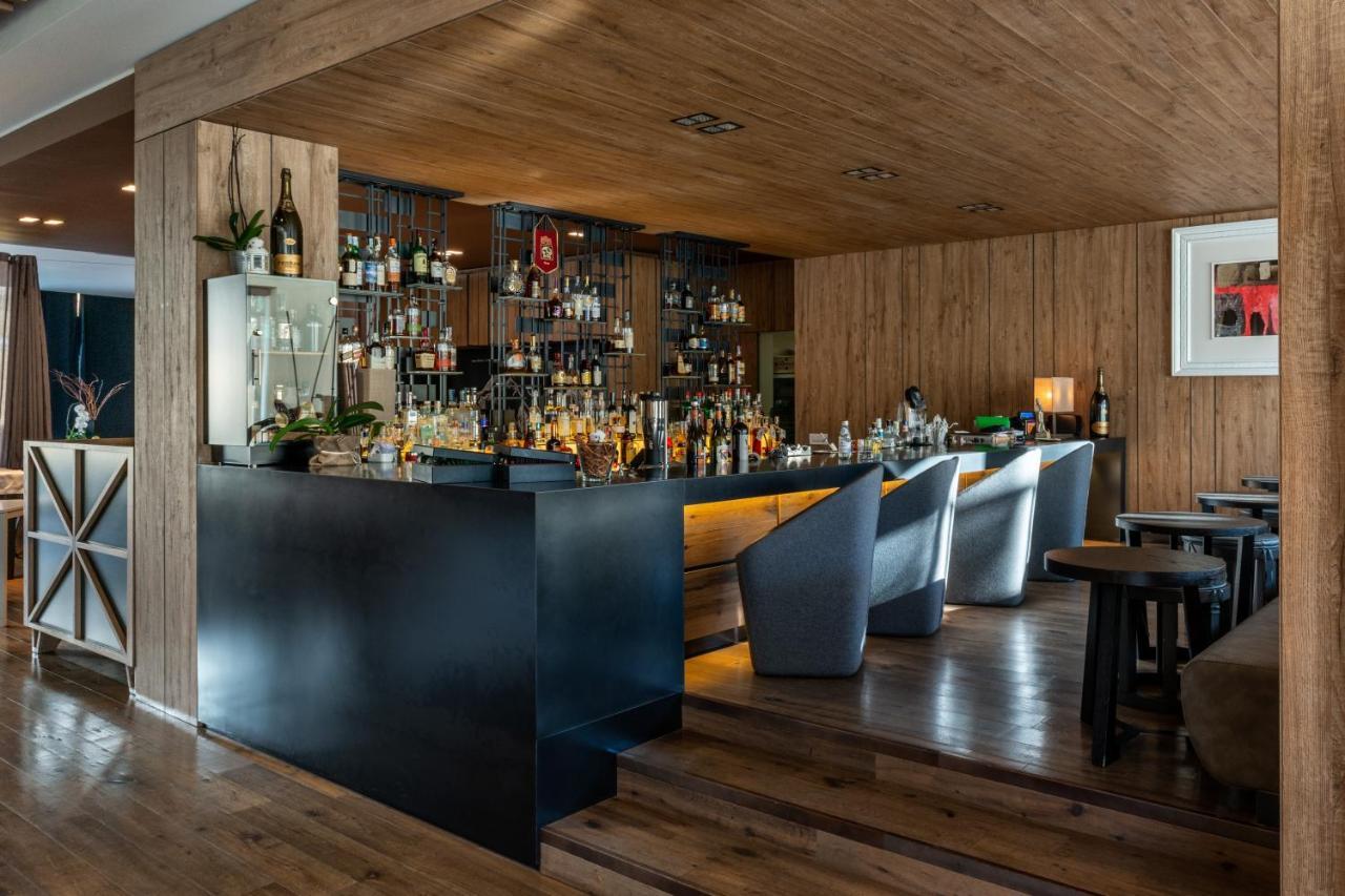 Grand Hotel Courmayeur Mont Blanc, By R Collection Hotels Eksteriør bilde