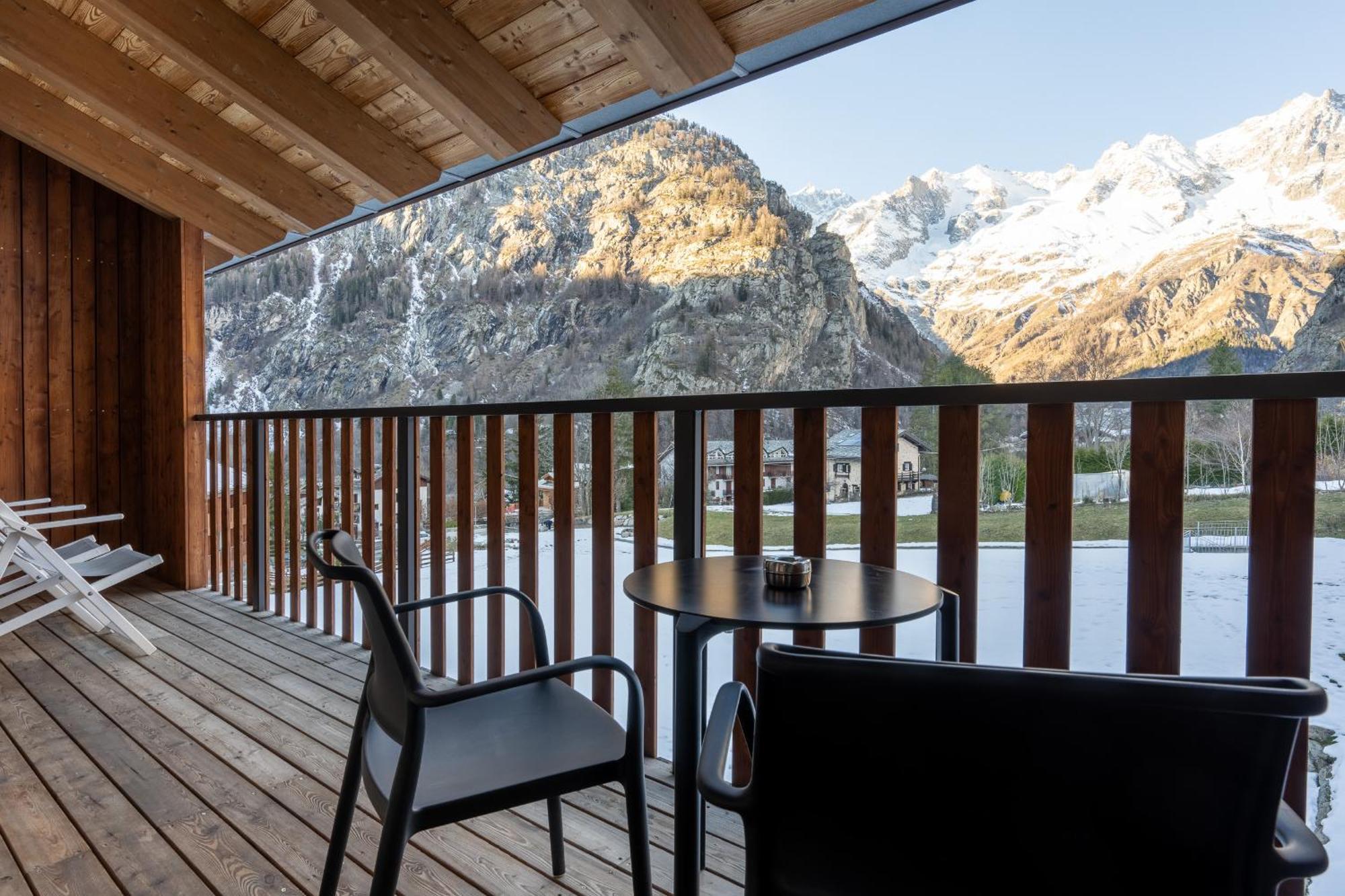 Grand Hotel Courmayeur Mont Blanc, By R Collection Hotels Eksteriør bilde